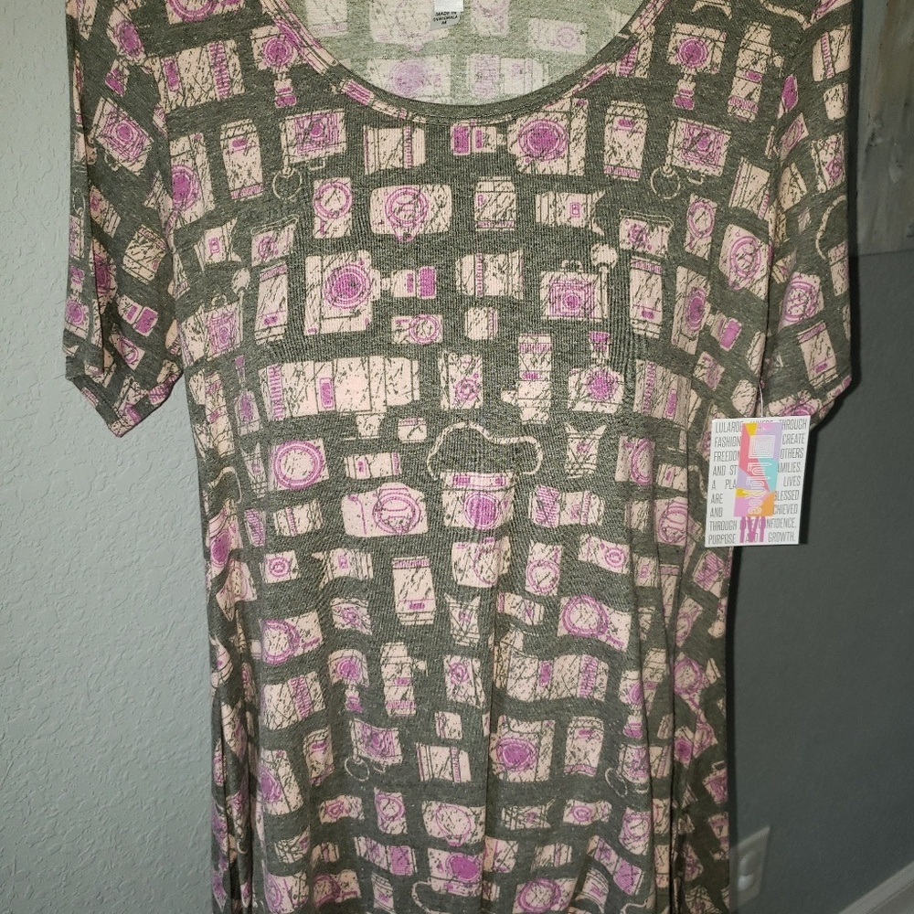 Lularoe Perfect T